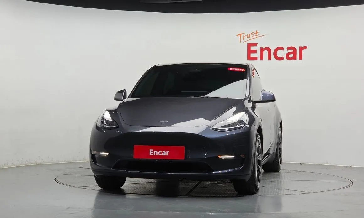 Tesla Model Y — фото 3