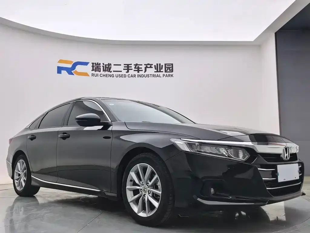 Honda Accord — фото 5