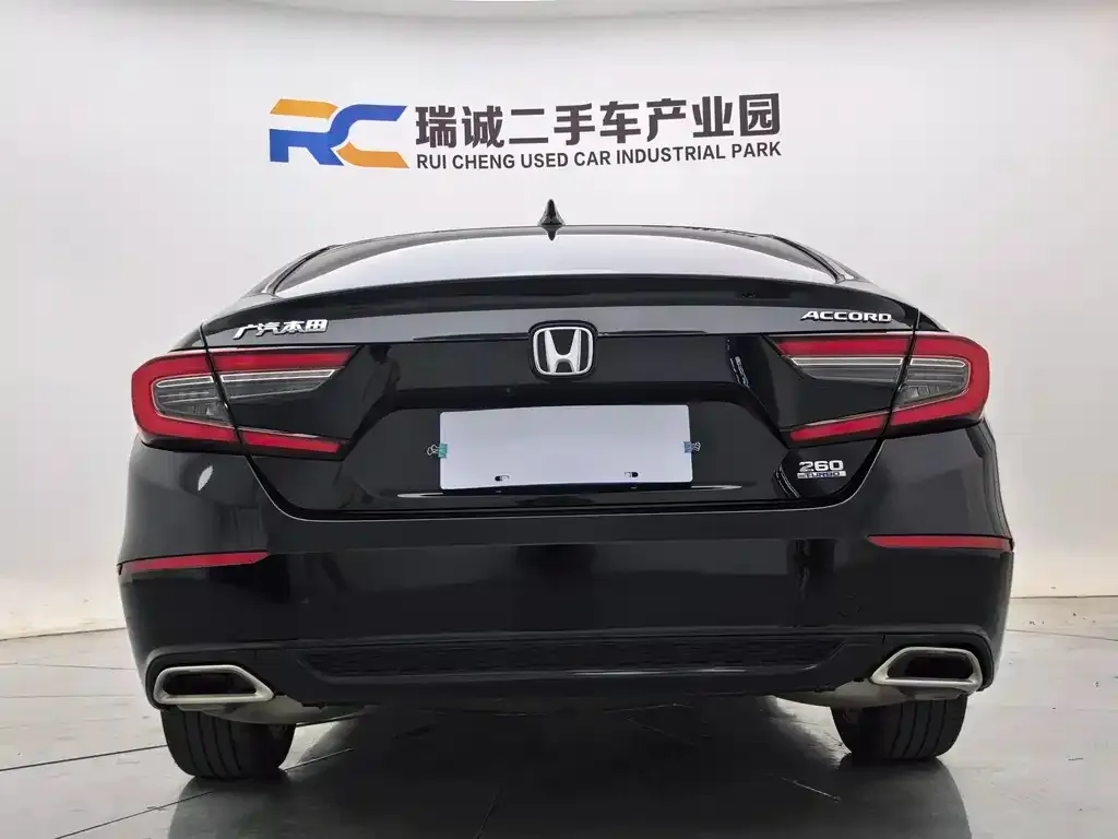 Honda Accord — фото 4