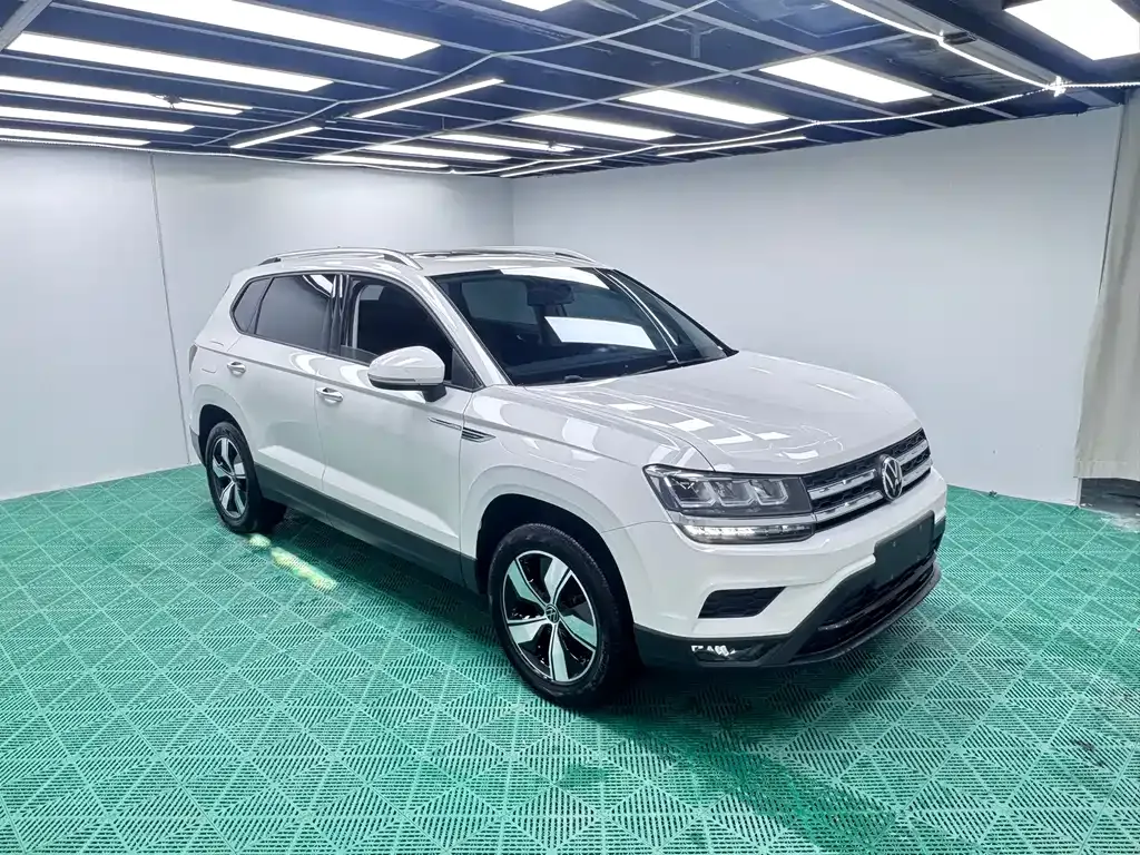 Volkswagen Tharu — фото 8