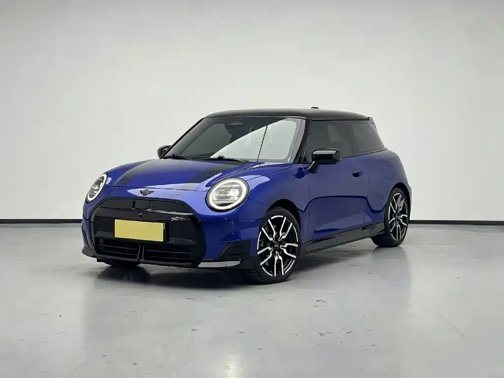 MINI Cooper EV — фото 1