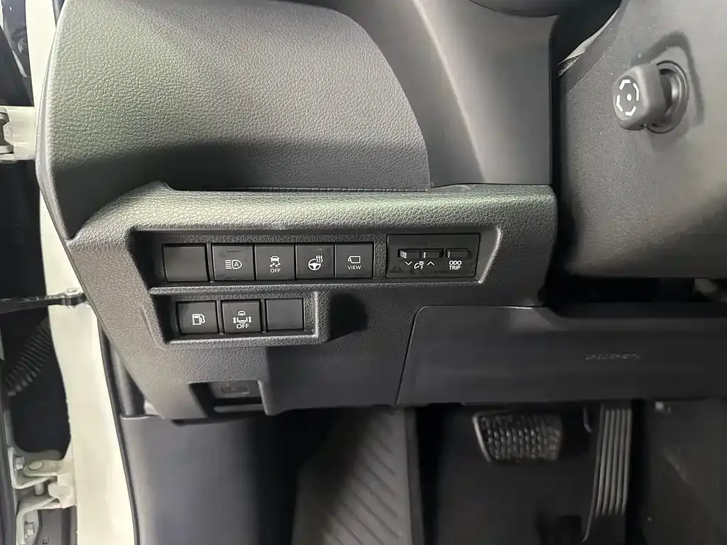 Toyota Sienna — фото 7