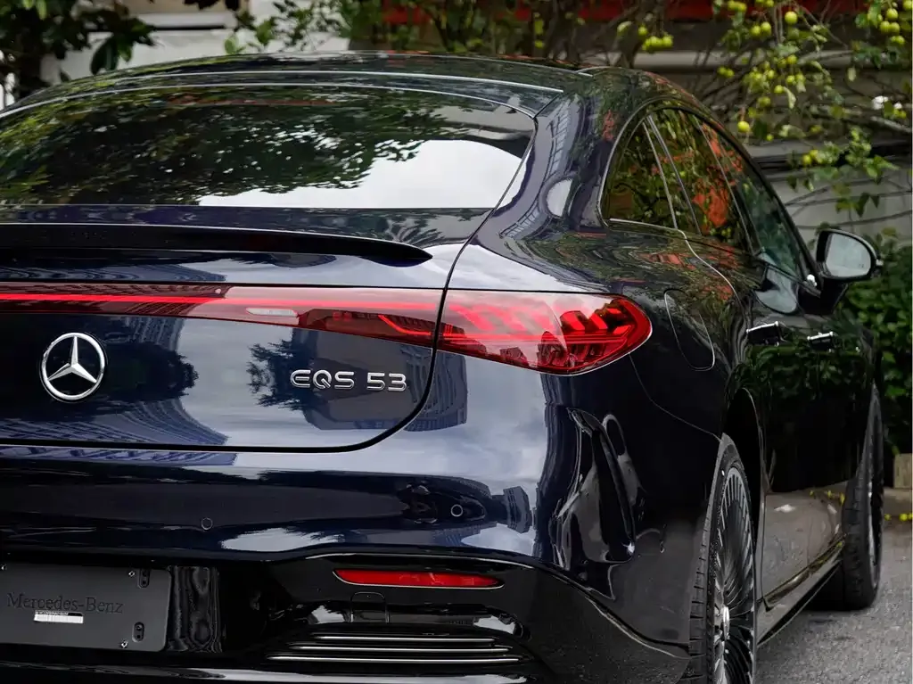 Mercedes-Benz EQS AMG — фото 2