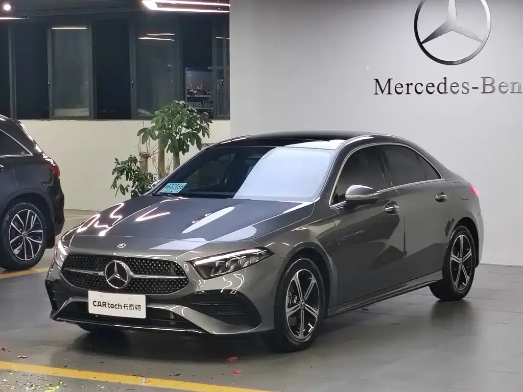 Mercedes-Benz A-Class — фото 1
