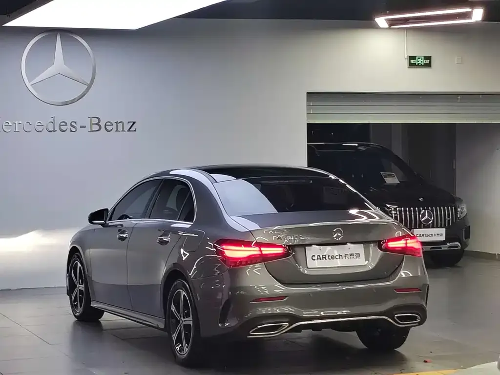 Mercedes-Benz A-Class — фото 8