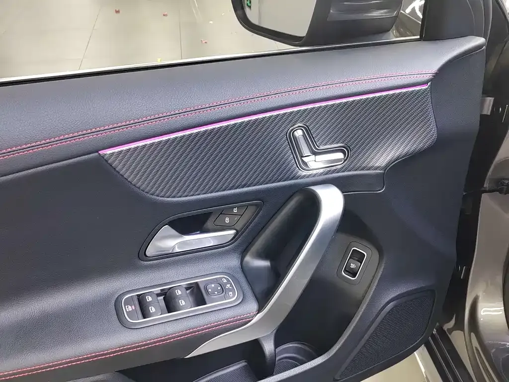 Mercedes-Benz A-Class — фото 10