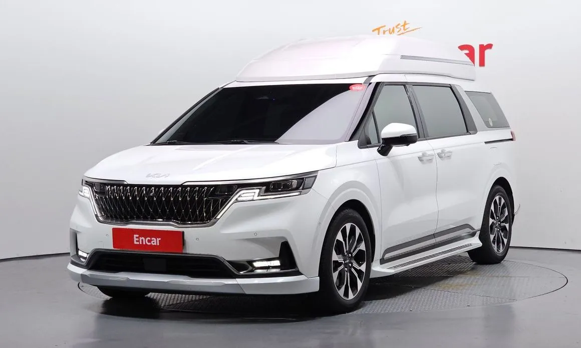 Kia Carnival — фото 1