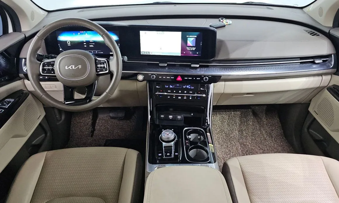 Kia Carnival — фото 8