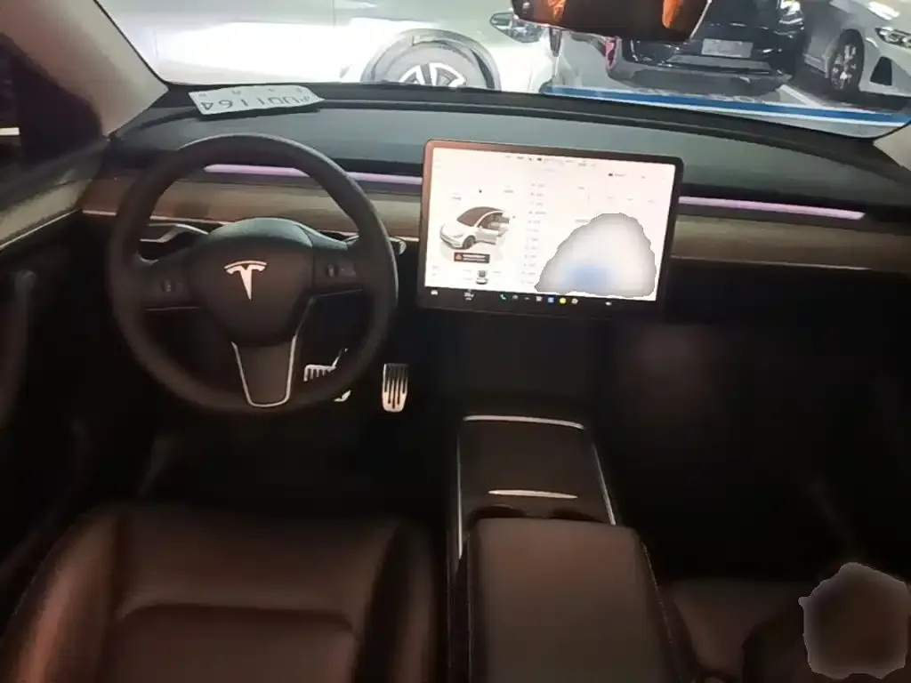 Tesla Model Y — фото 5