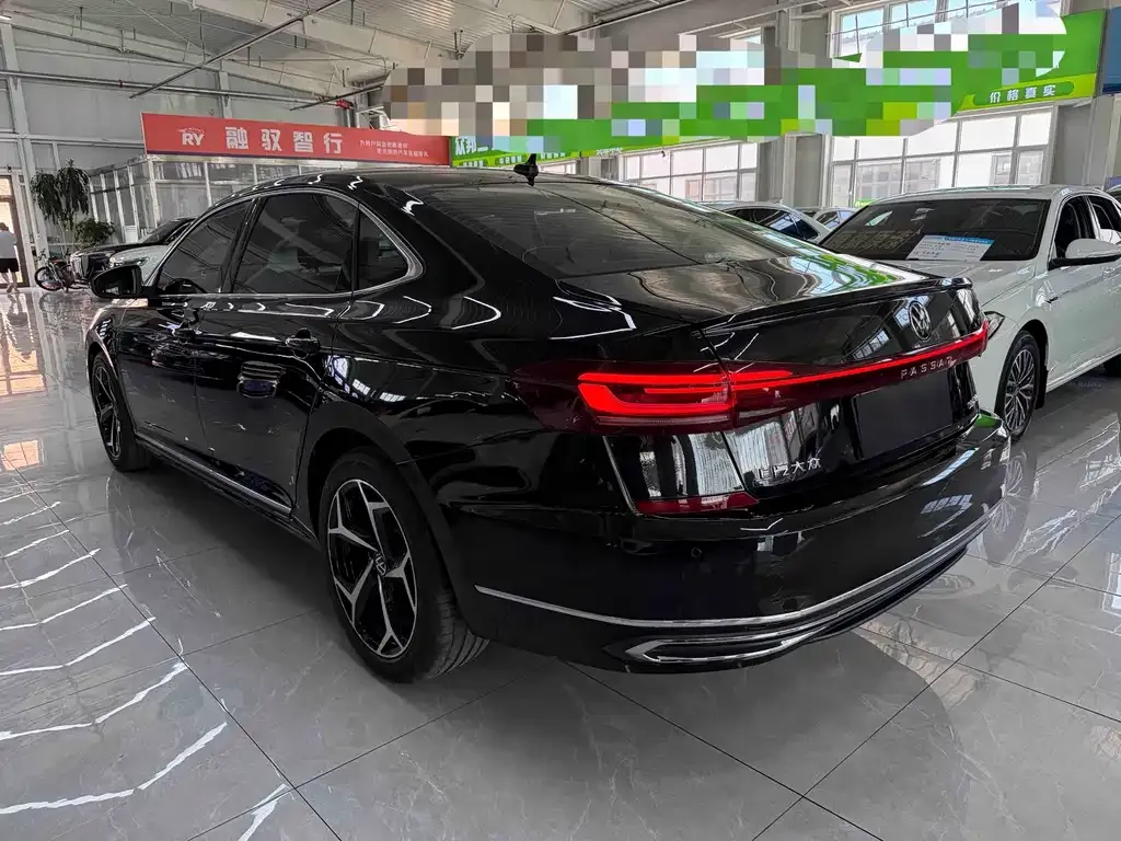 Volkswagen Passat — фото 3