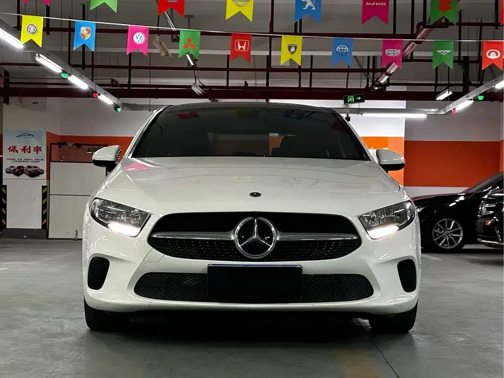 Mercedes-Benz A-Class 2021 из CN, фото 3
