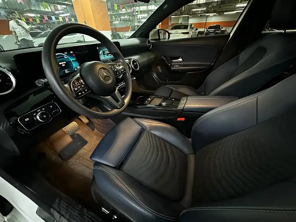 Mercedes-Benz A-Class 2021 из CN, фото 4