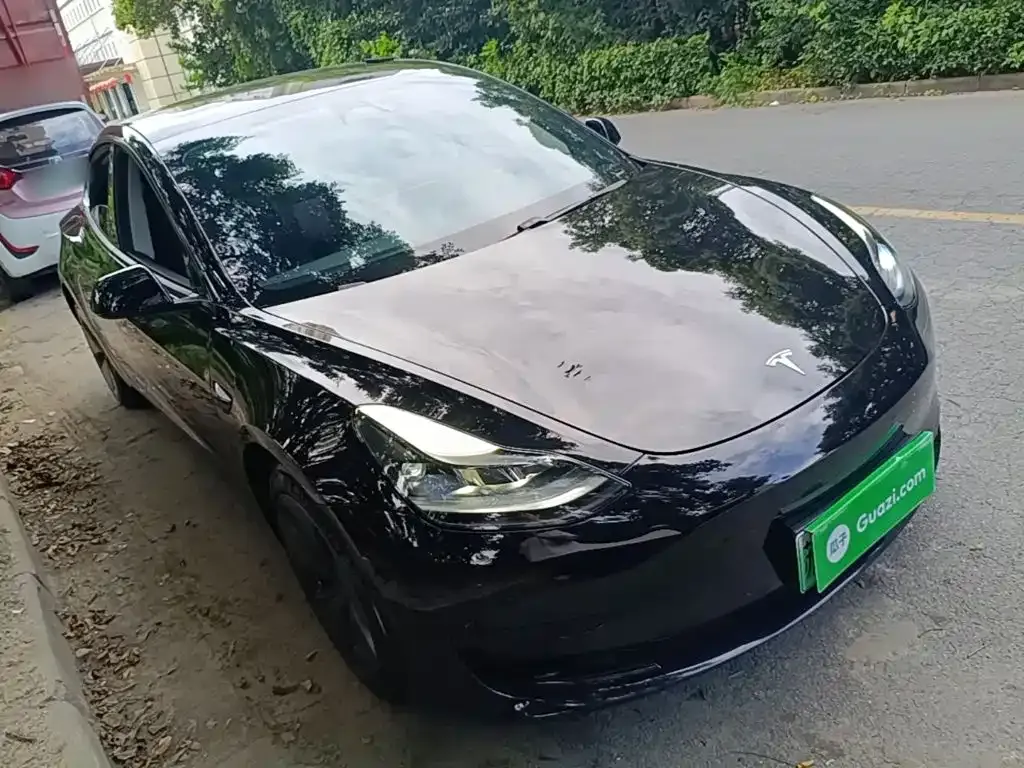 Tesla Model 3 — фото 5