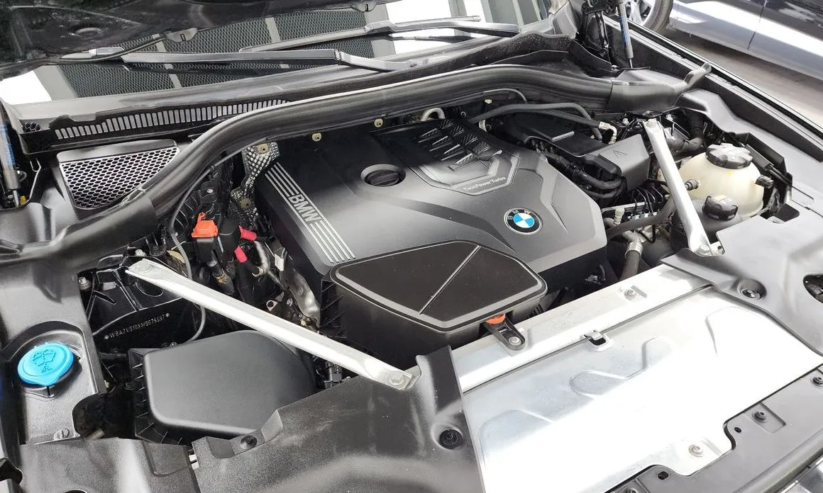 BMW X4 2021 из KR, фото 2