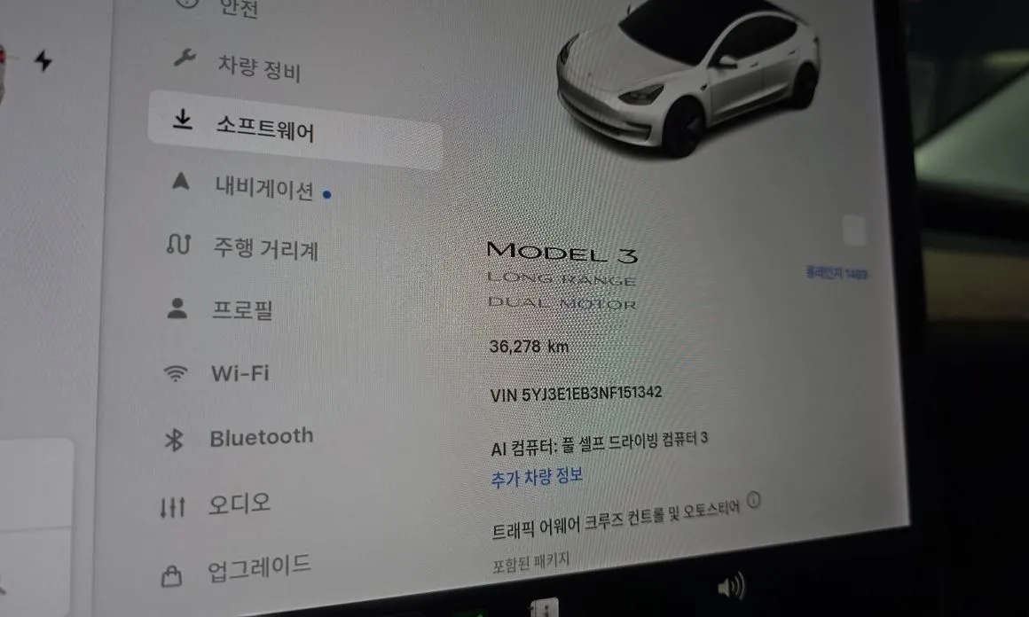 Tesla Model 3 — фото 3