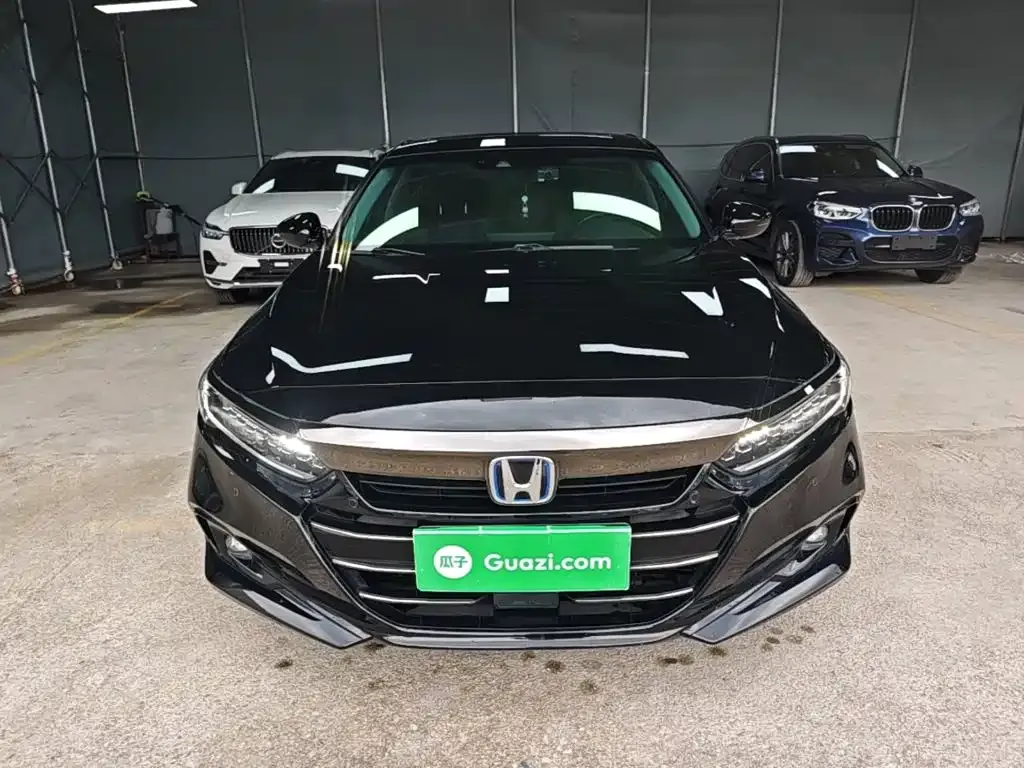 Honda Accord — фото 10