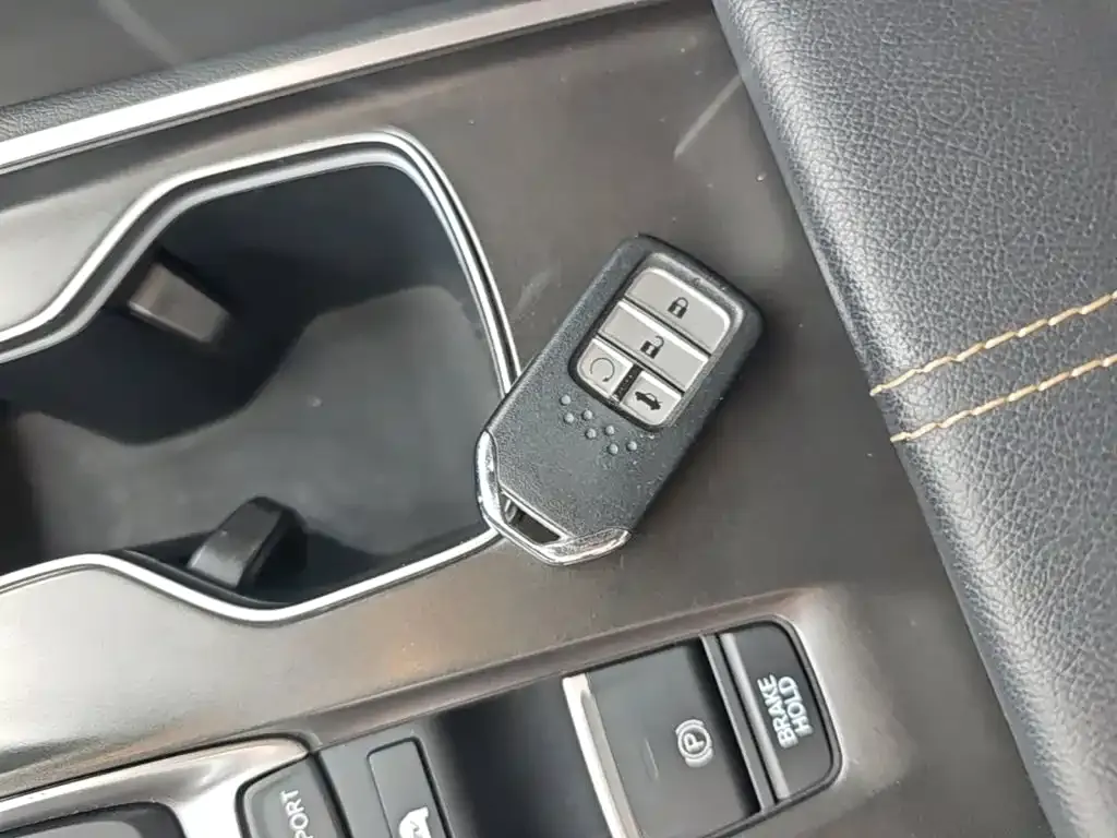 Honda Accord — фото 6