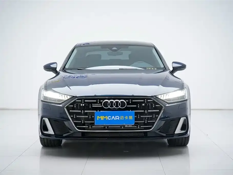 Audi A7L — фото 6