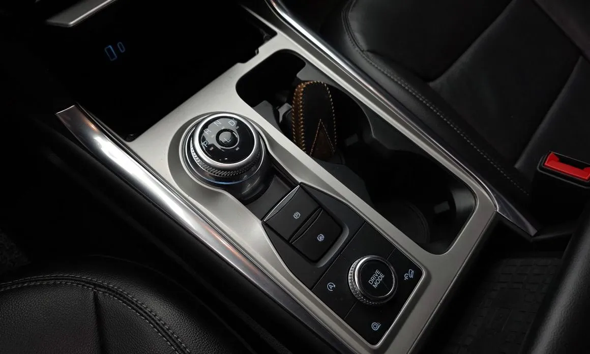 Ford Explorer 2023 из KR, фото 4