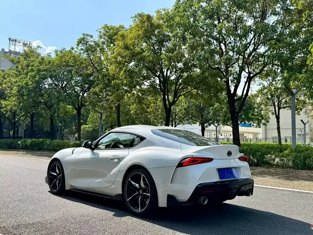Toyota Supra — фото 5