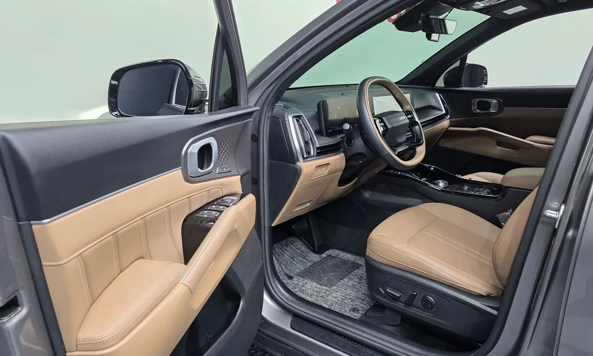 Kia Sorento — фото 6