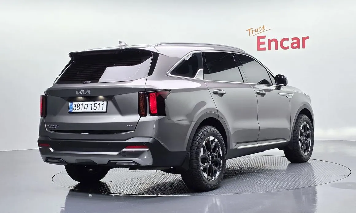 Kia Sorento — фото 3