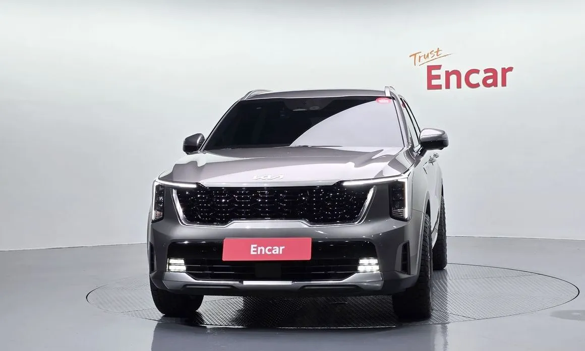 Kia Sorento — фото 7