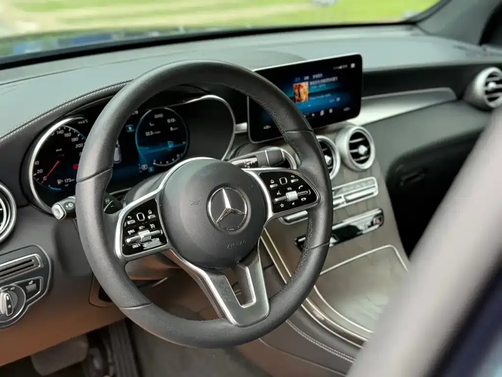 Mercedes-Benz GLC 2021 из CN, фото 2