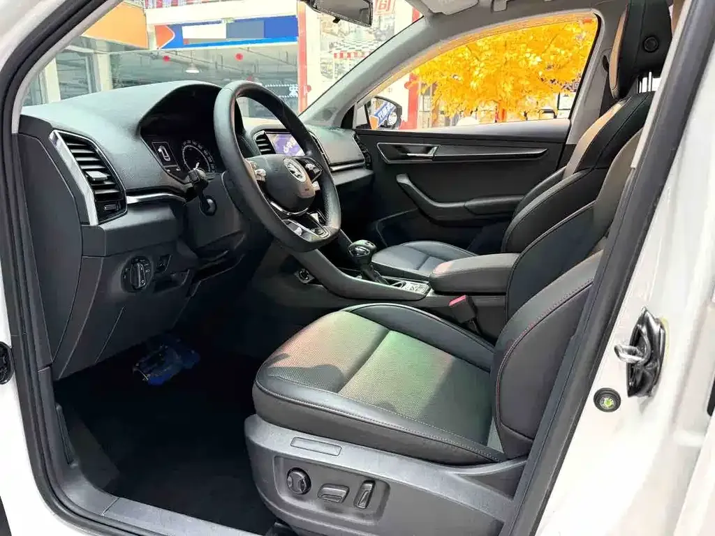 Skoda Karoq — фото 2