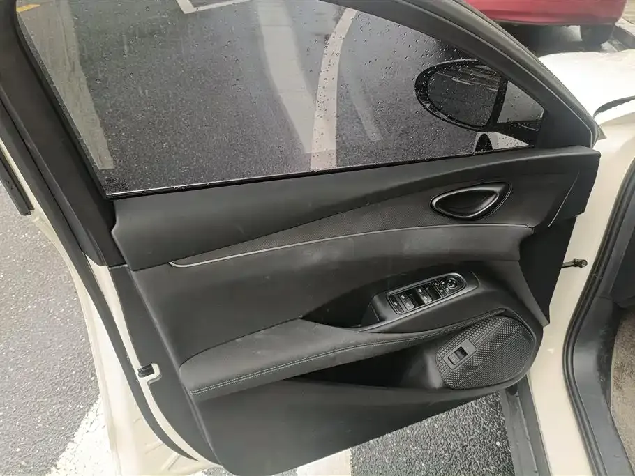 BYD Seal 06 DM-i Touring Edition — фото 6