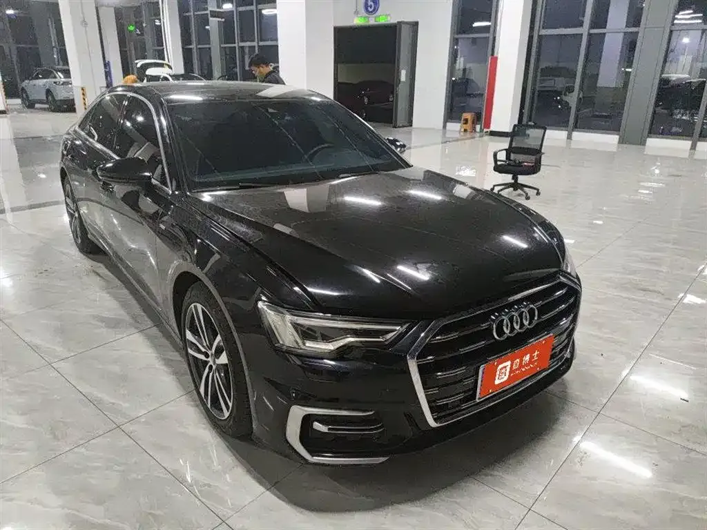 Audi A6L — фото 5