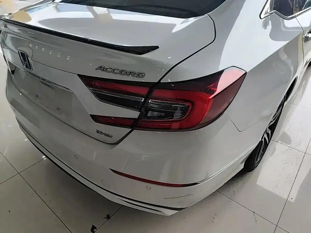 Honda Accord — фото 2
