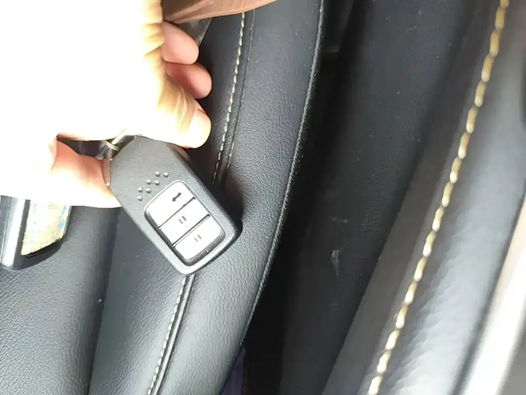 Honda Accord — фото 4