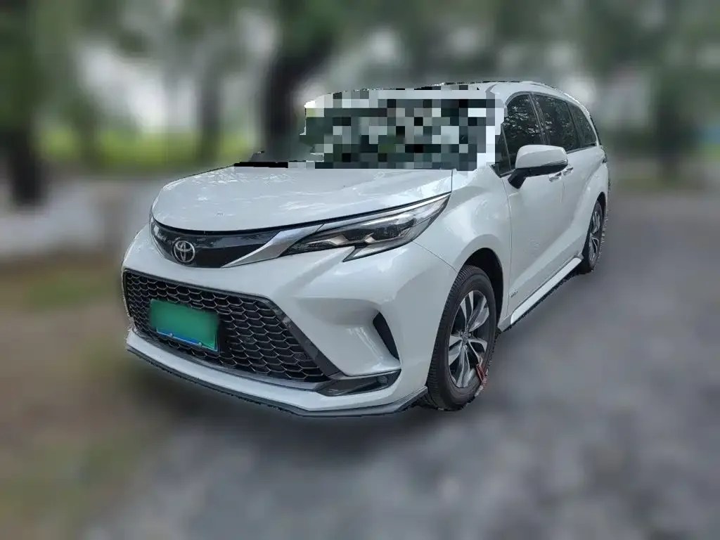 Toyota Granvia — фото 6
