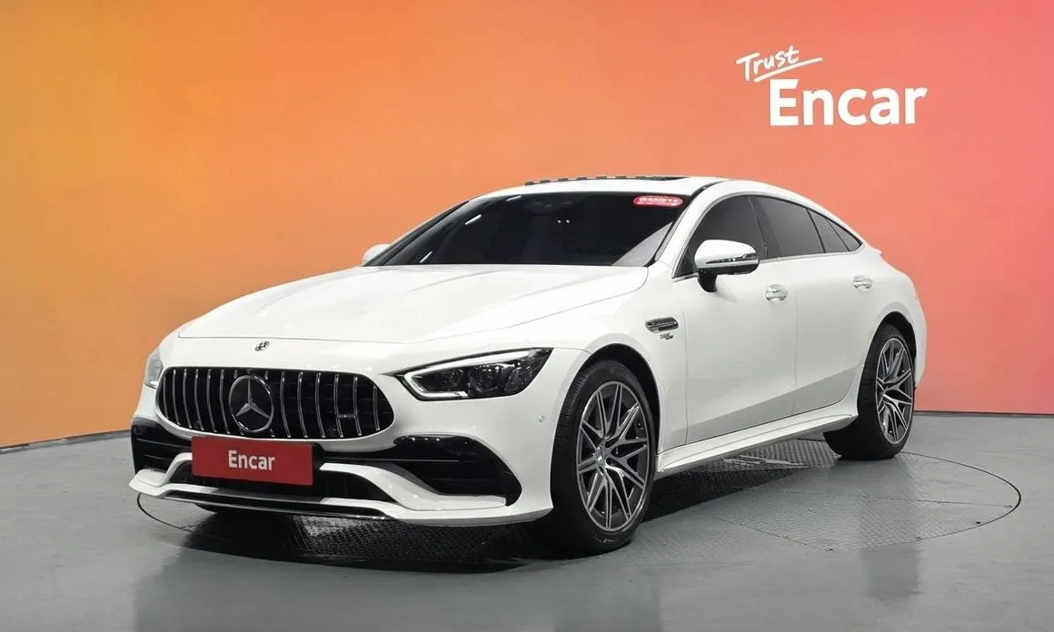 Mercedes-Benz AMG GT — фото 1