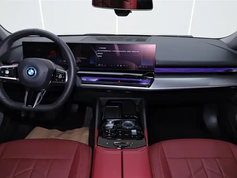 BMW i5 — фото 3