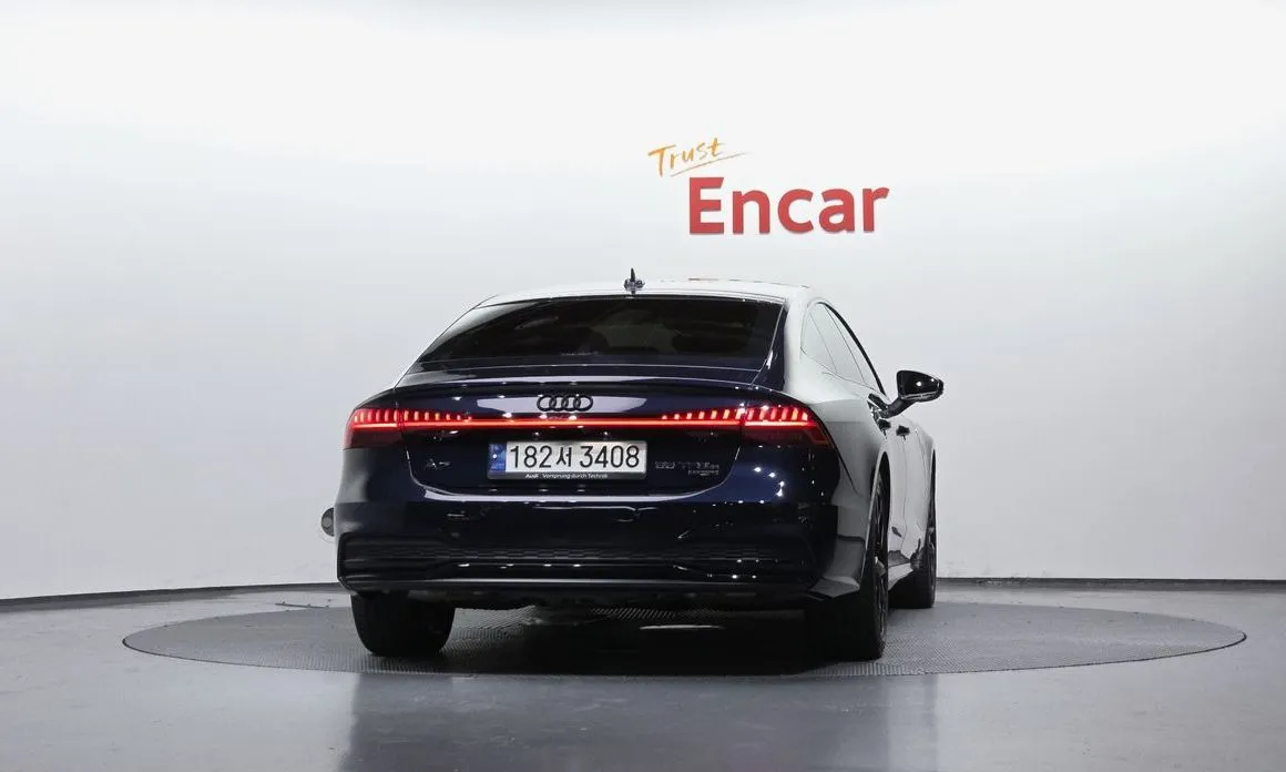 Audi A7 — фото 7