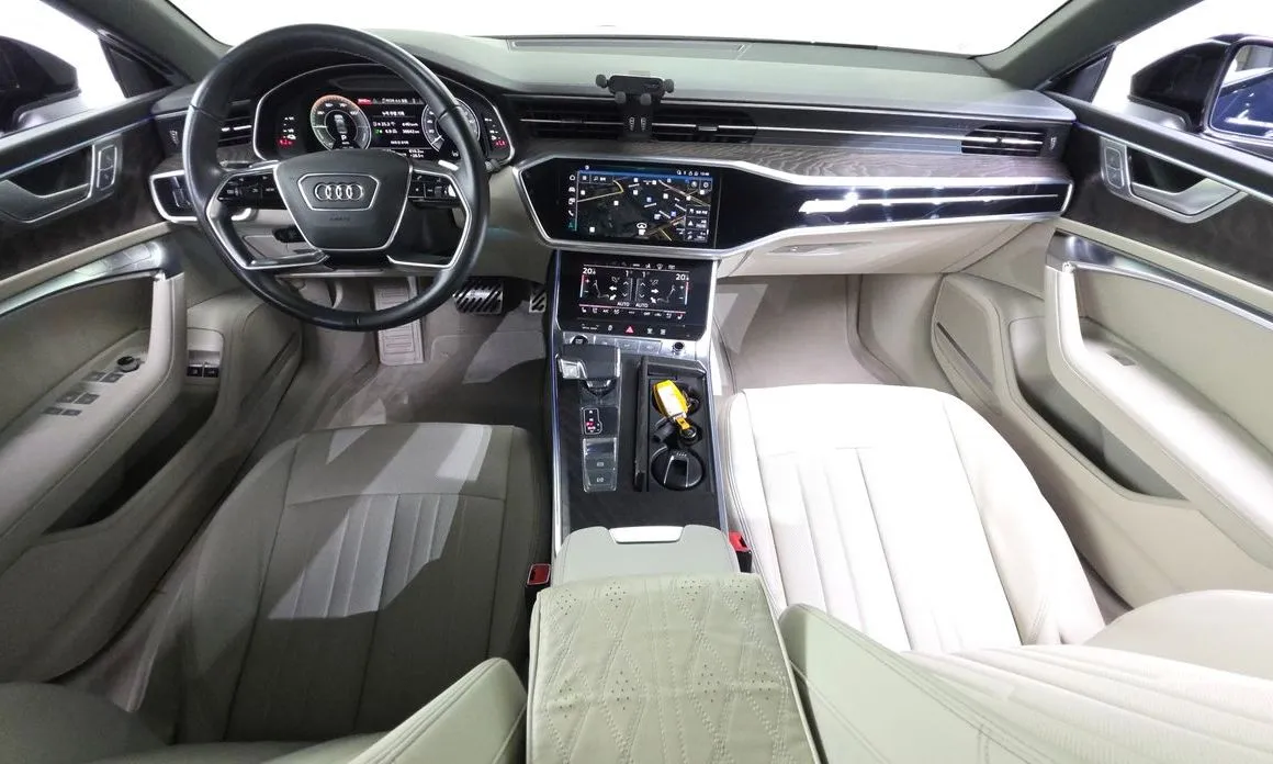 Audi A7 — фото 9