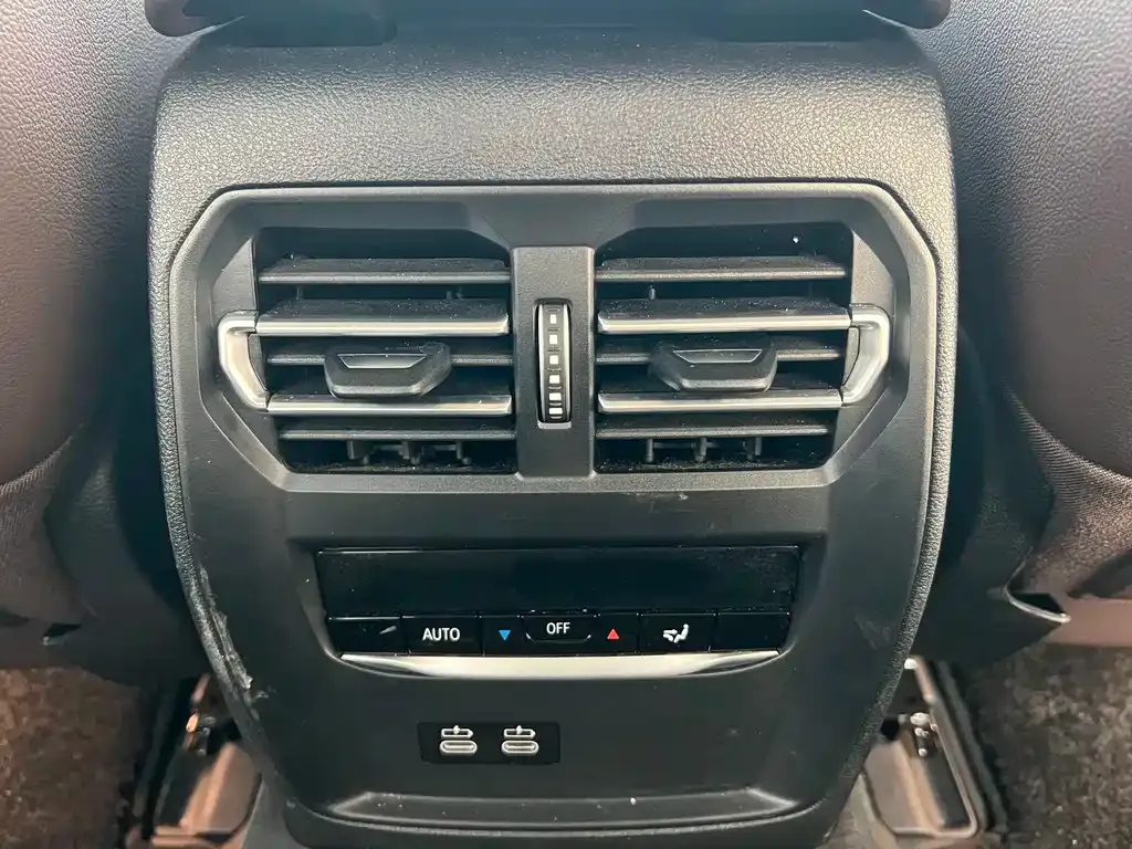 BMW i3 — фото 9