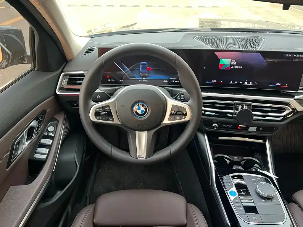 BMW i3 — фото 8