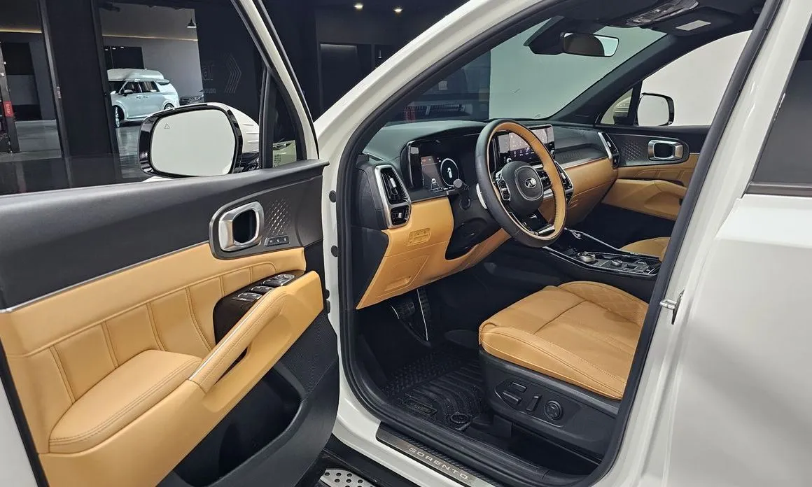 Kia Sorento — фото 7