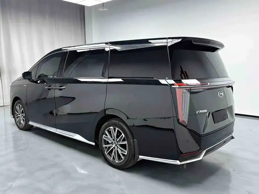 GAC Motor Trumpchi M8 — фото 9