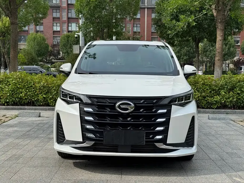 GAC Motor Trumpchi M6 — фото 9