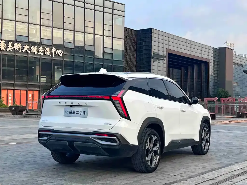 Geely Boyue L — фото 10