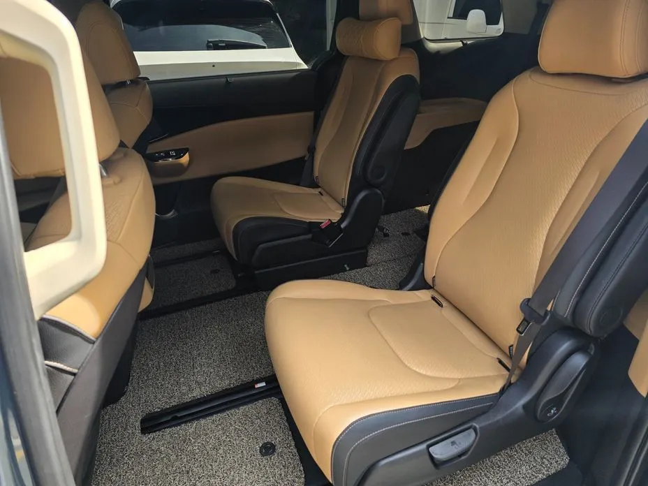 Kia Carnival 2023 из KR, фото 3