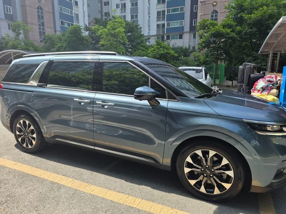 Kia Carnival 2023 из KR, фото 10