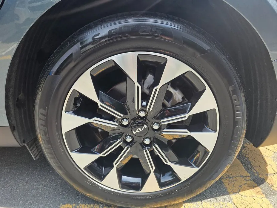 Kia Carnival 2023 из KR, фото 4
