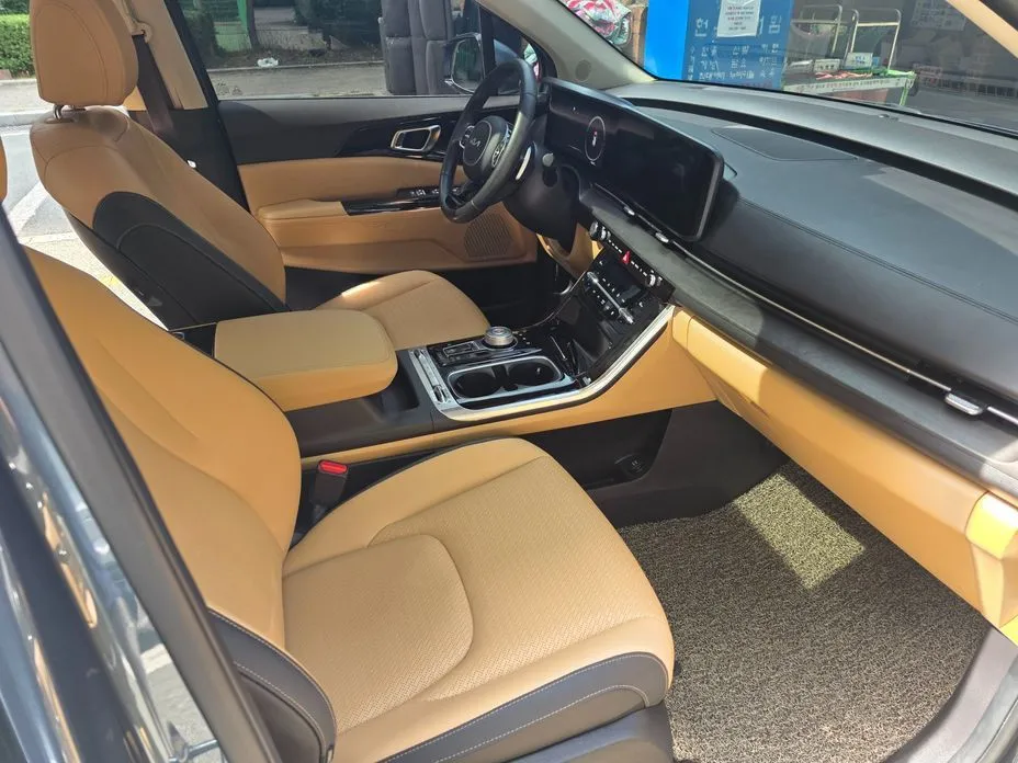 Kia Carnival 2023 из KR, фото 7