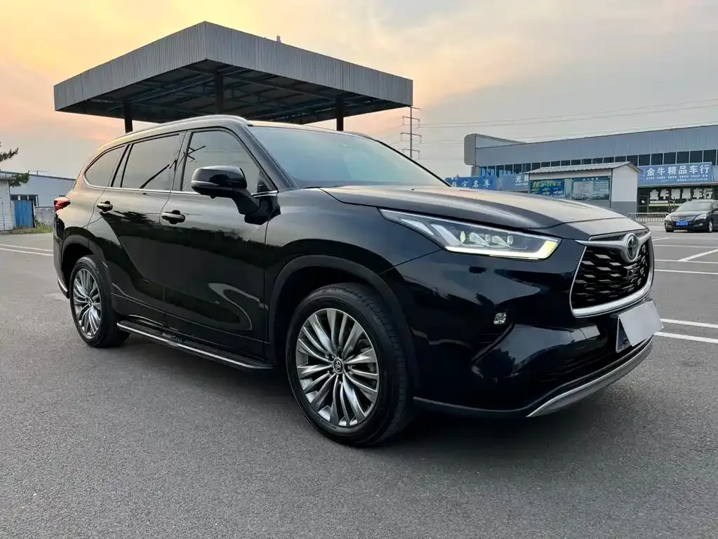 Toyota Highlander 2024 из CN, фото 10