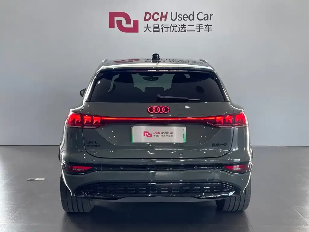 Audi Q6L e-tron — фото 8